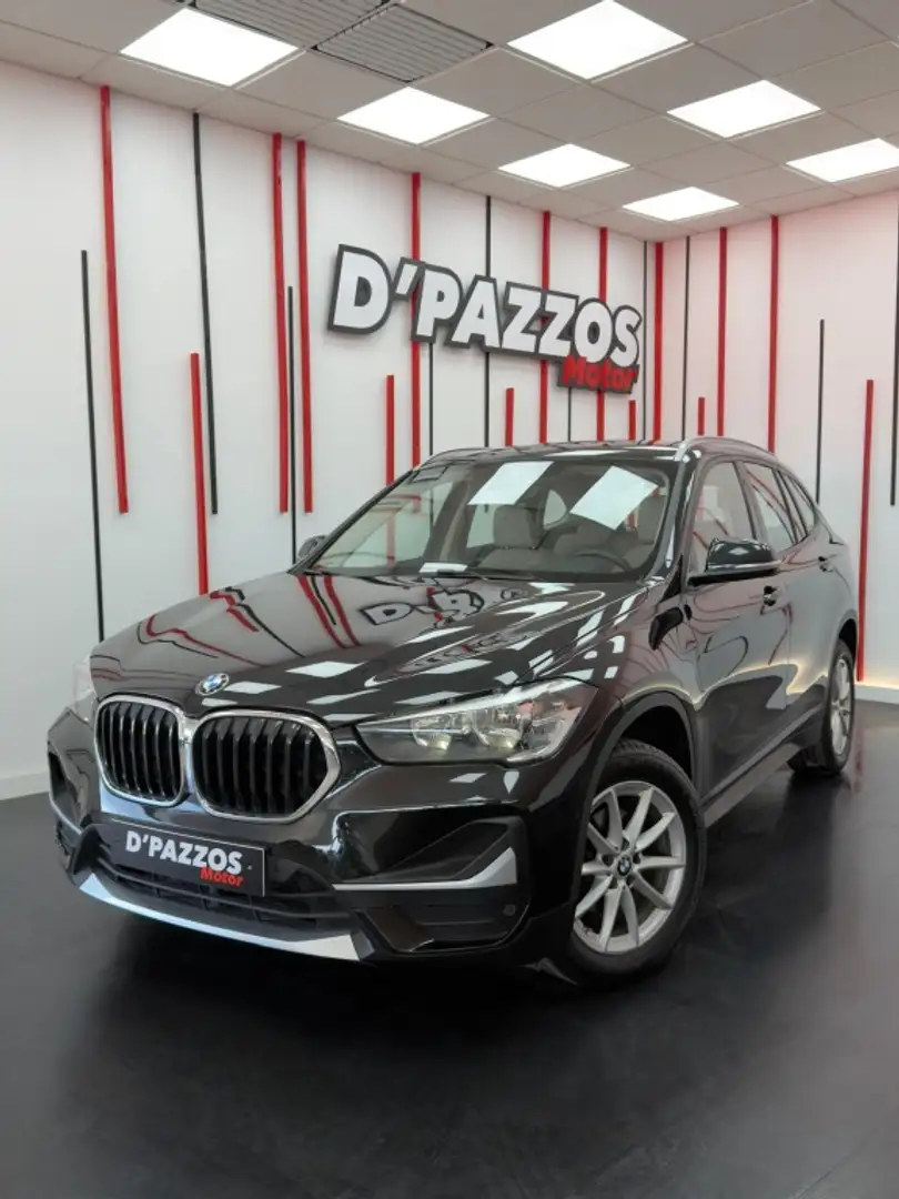 BMW X1 sDrive 16d Business Negro - 1