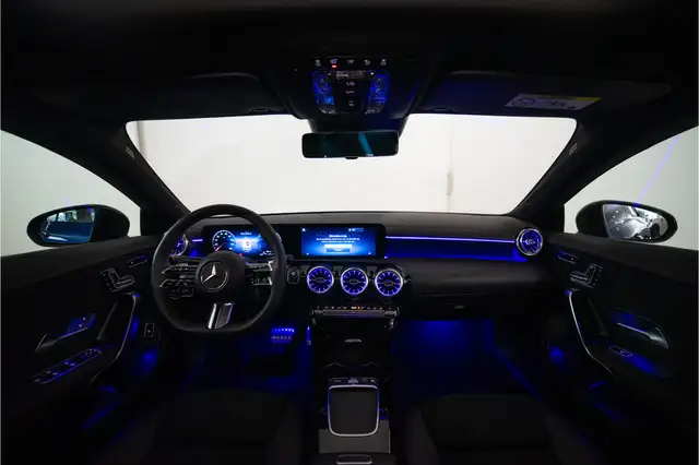 Mercedes-Benz CLA view 27