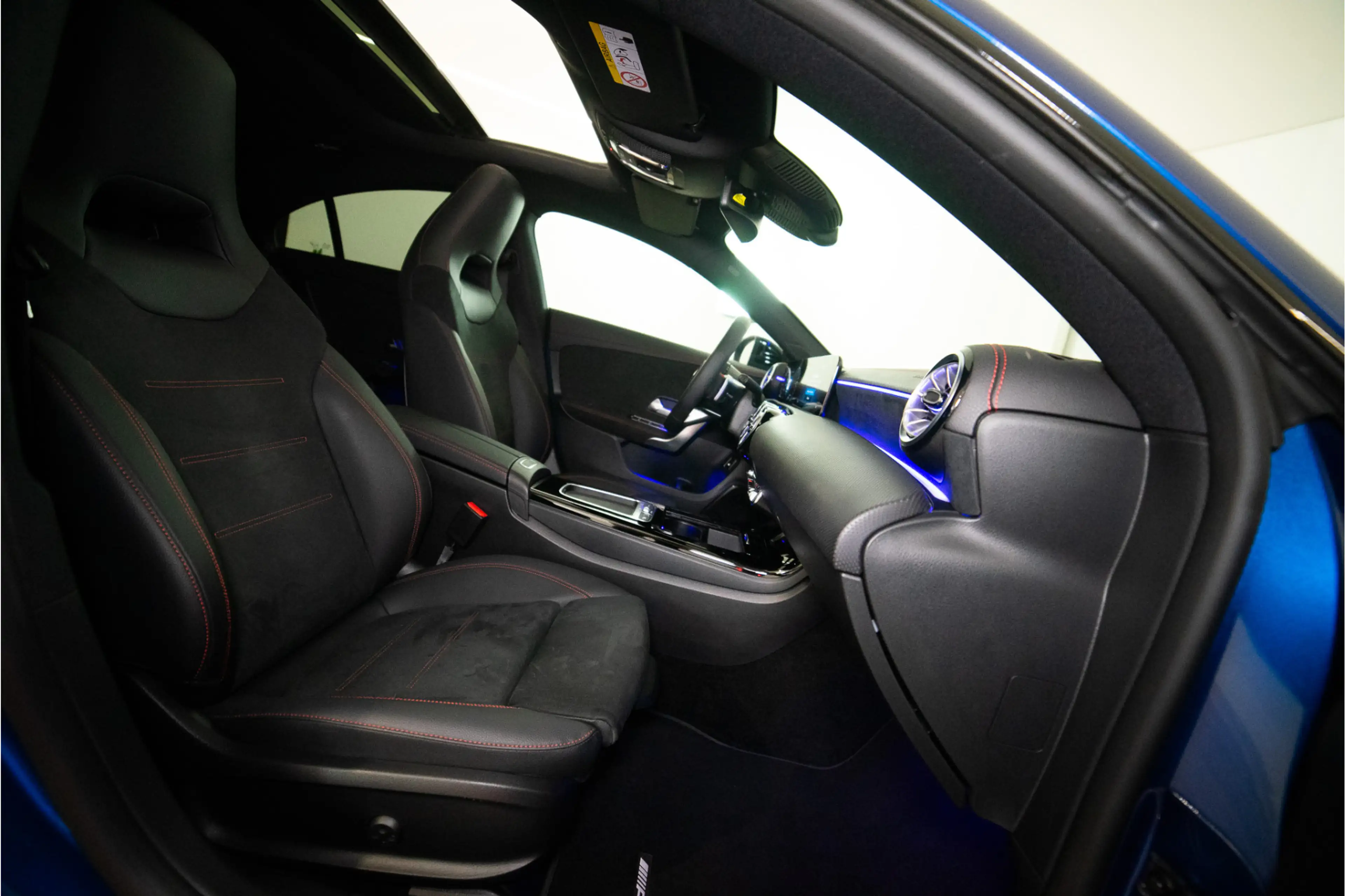 Mercedes-Benz CLA 250 e Premium+ AMG 218PK | Pano | Sfeer | Trekhaak | B — photo 29