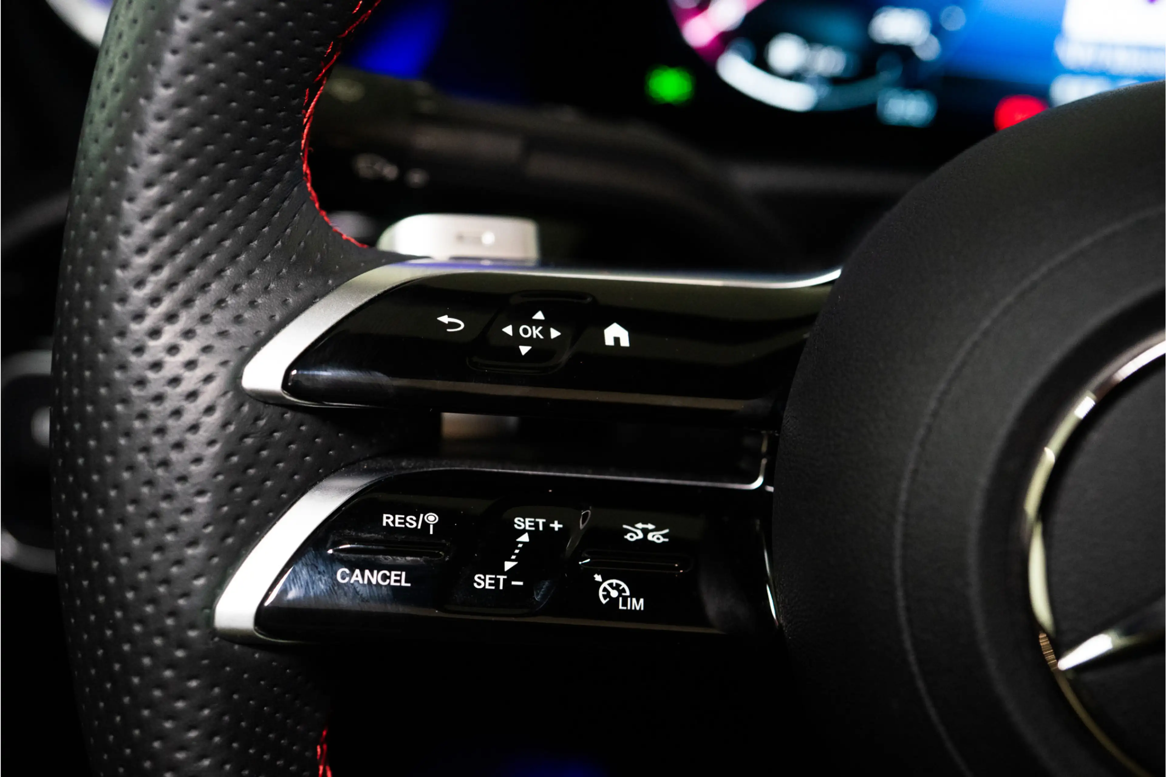 Mercedes-Benz CLA 250 e Premium+ AMG 218PK | Pano | Sfeer | Trekhaak | B — photo 34