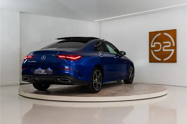 Mercedes-Benz CLA view 5