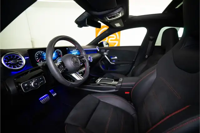 Mercedes-Benz CLA view 26