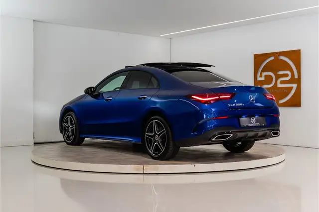 Mercedes-Benz CLA view 3