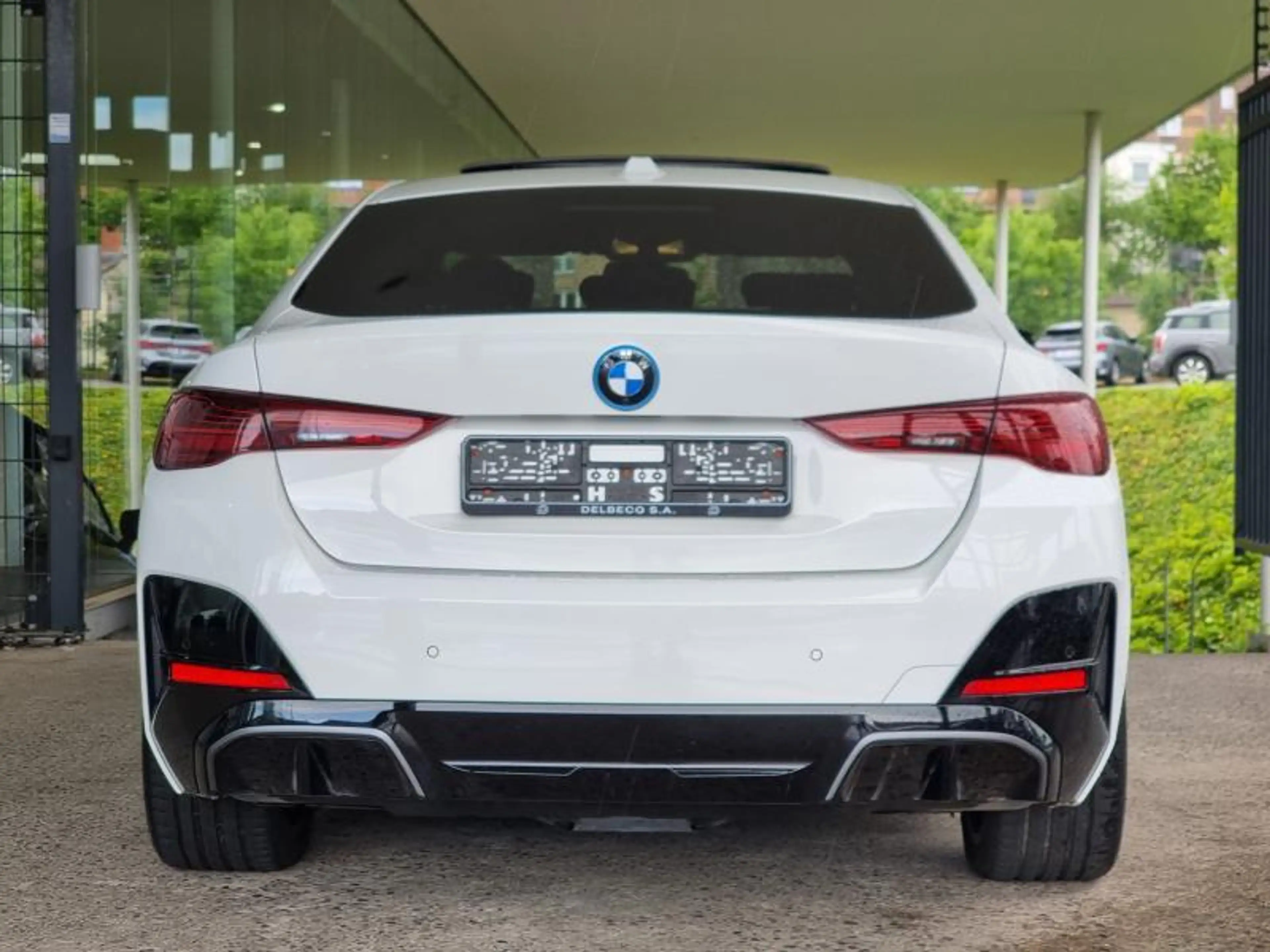 BMW i4 M50 Gran Coupé — photo 4