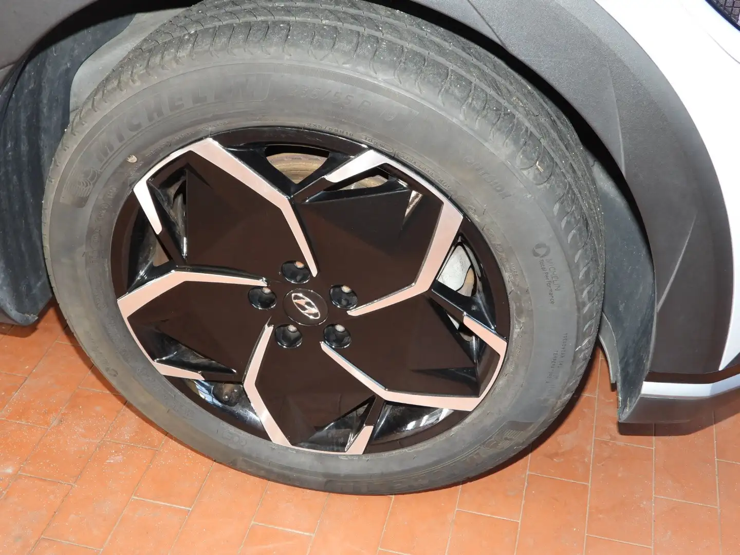 Hyundai IONIQ 5 Dynamiq Elektro Gris - 2
