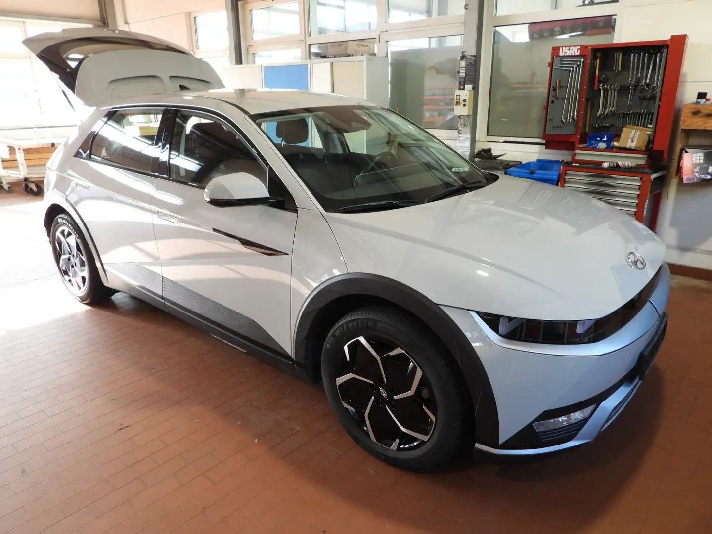 Hyundai IONIQ 5 Dynamiq Elektro Gris - 1