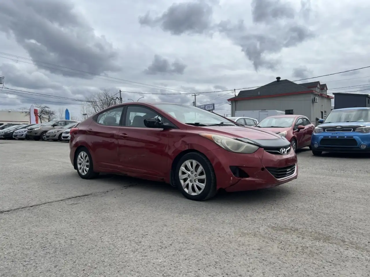 Hyundai ELANTRA снимка Hyundai ELANTRA