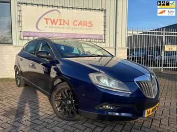 1.4-16V Platino Exnon Leer Navi Pano