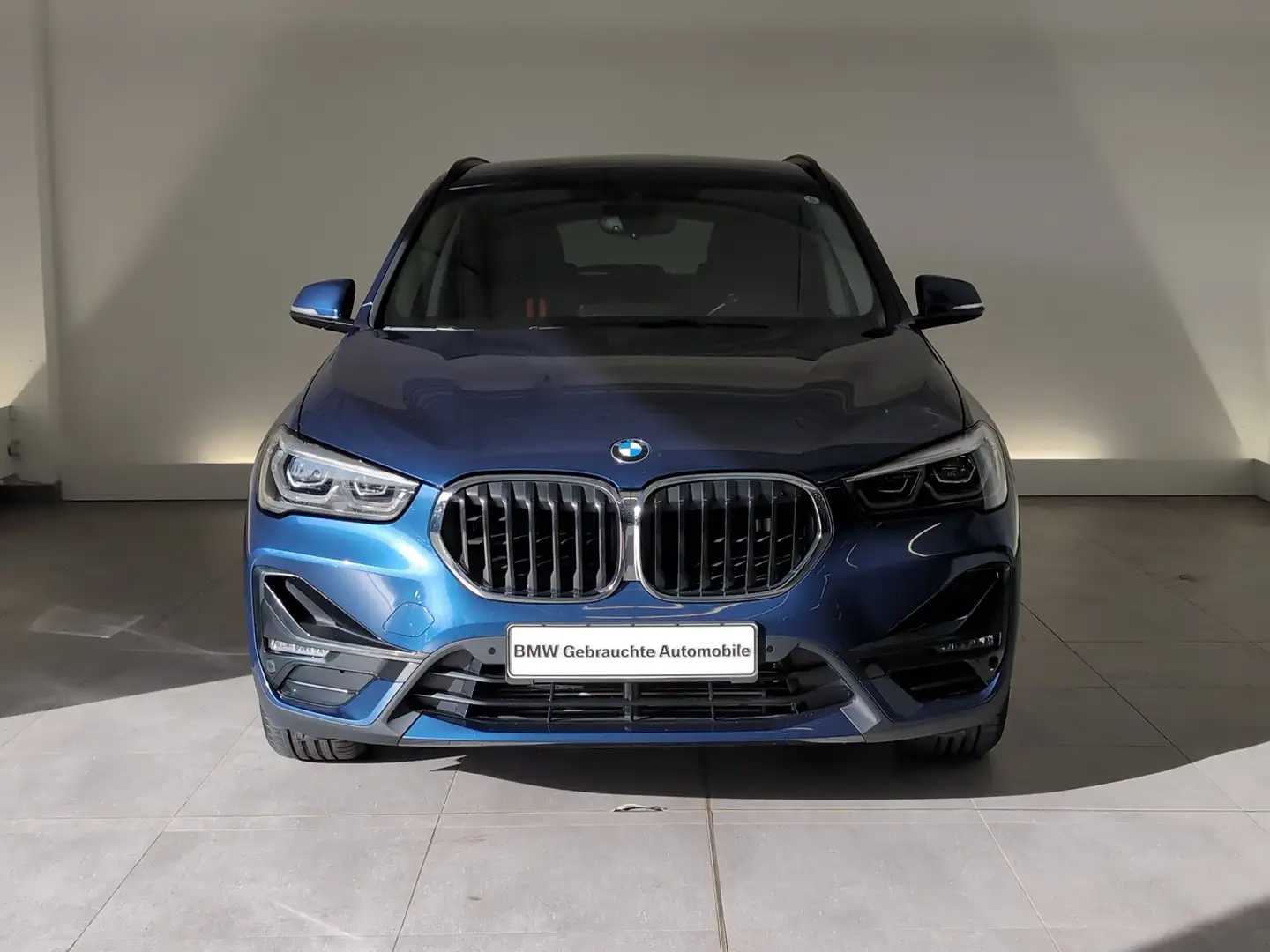 BMW X1 xDrive25e Sport Line AHK/DAB/PDC AHK/DAB/PDC Blau - 2