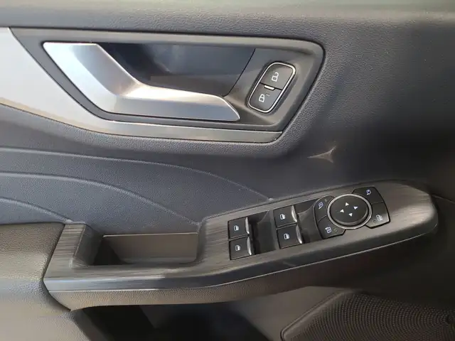 Ford Kuga view 8