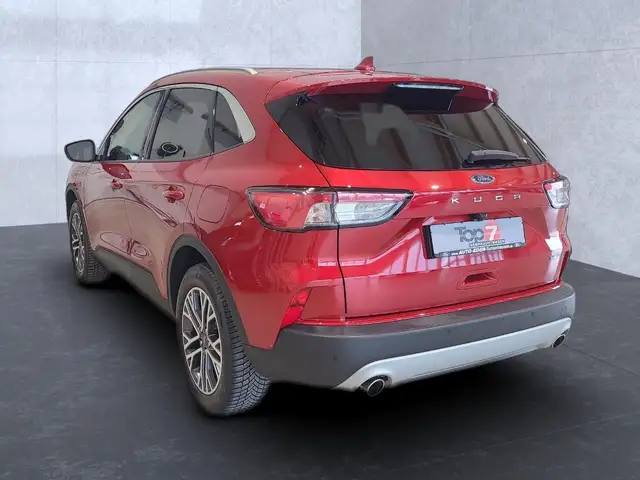 Ford Kuga view 3