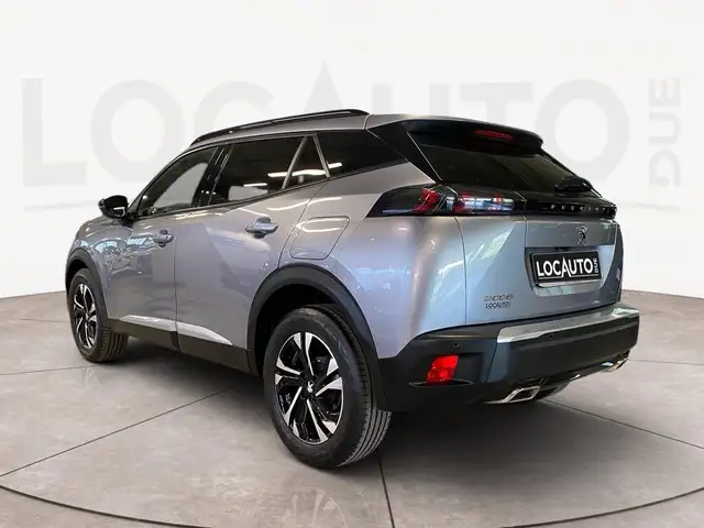 Peugeot 2008 view 5