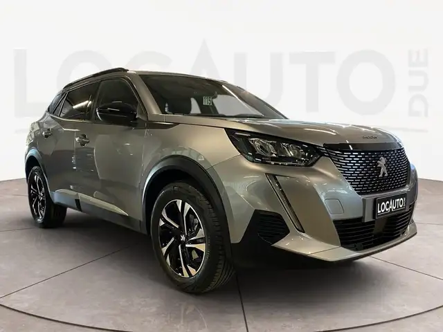 Peugeot 2008 view 3