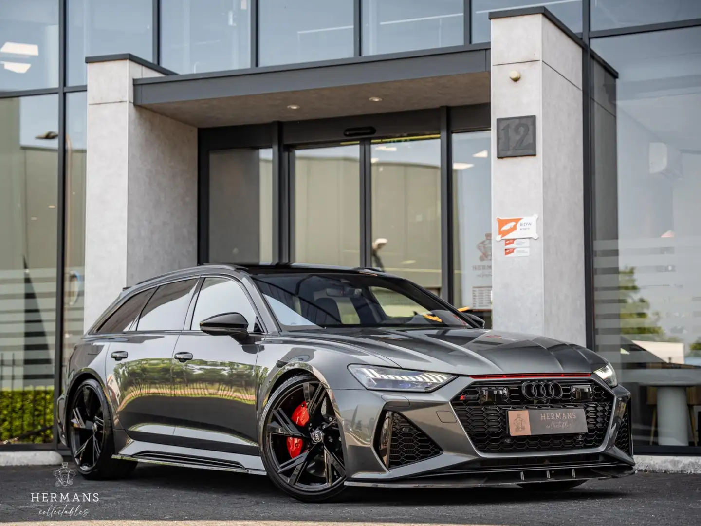 Audi RS6 Avant 4.0 quattro / Urban / Pano / Akrapovic / Cer Grey - 1