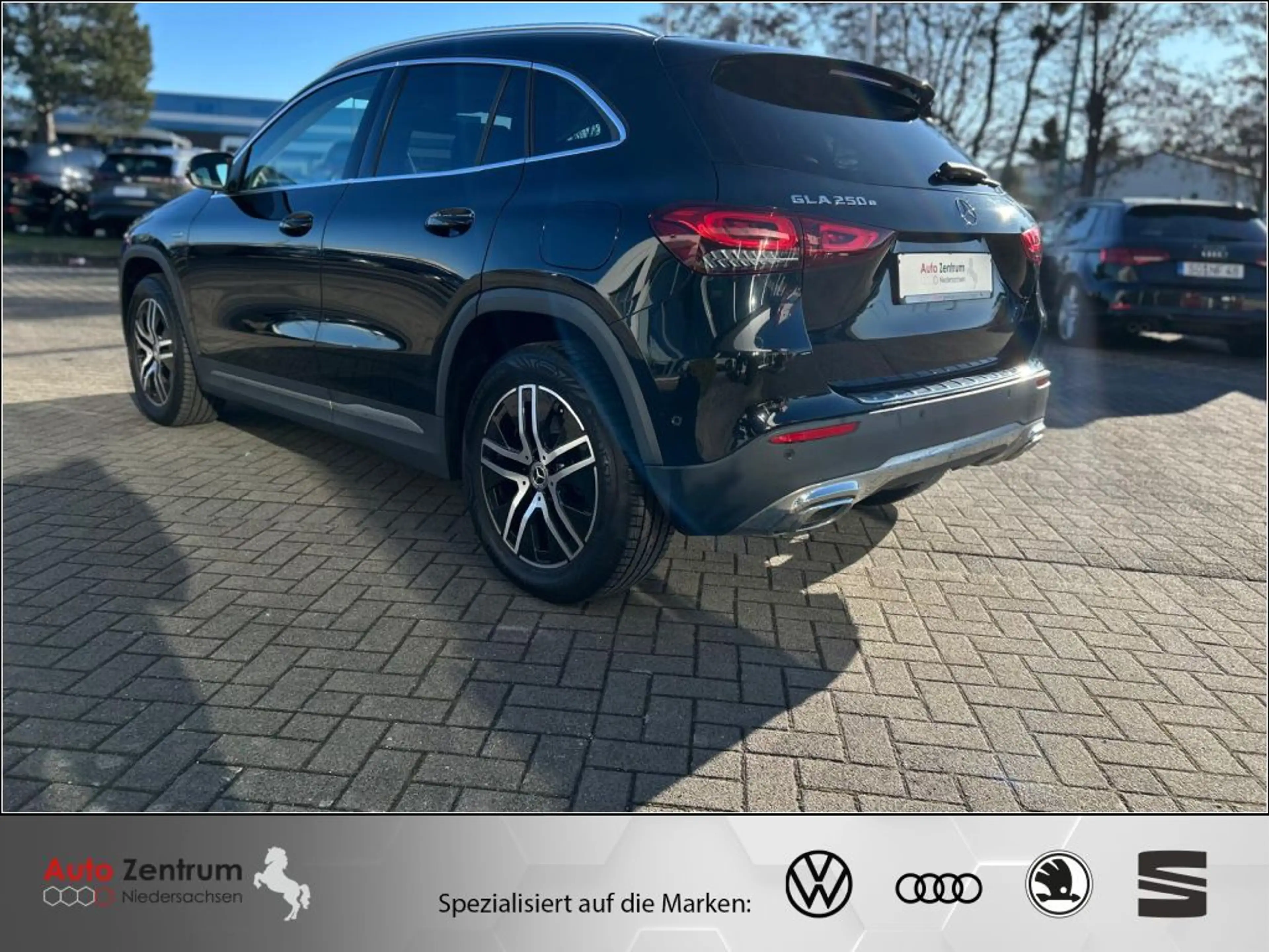 Mercedes-Benz GLA 250 e HYBRID 8G Progressive AZNHaus-FÖRDERUNG* AHK Cam — photo 12