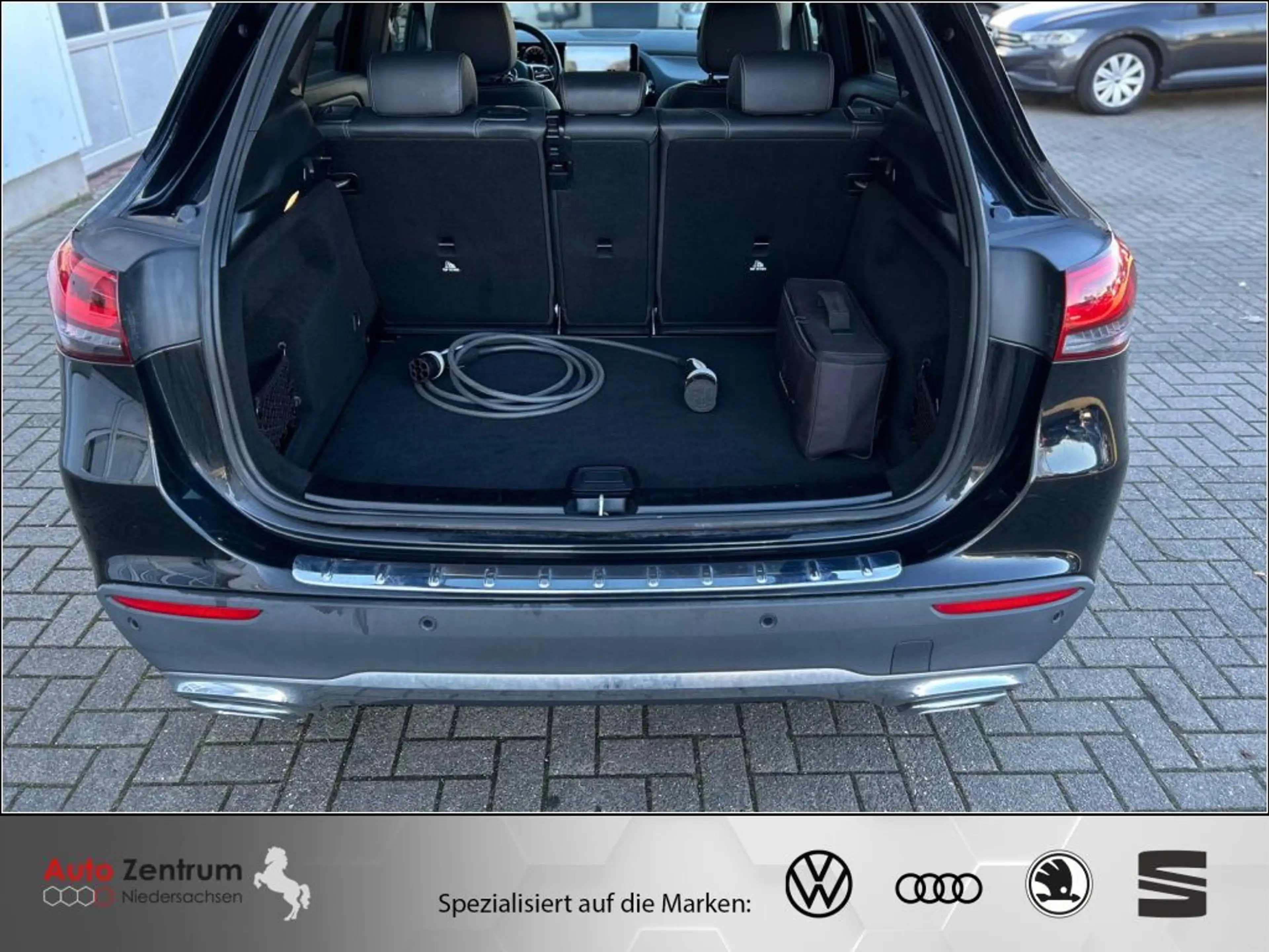 Mercedes-Benz GLA 250 e HYBRID 8G Progressive AZNHaus-FÖRDERUNG* AHK Cam — photo 10