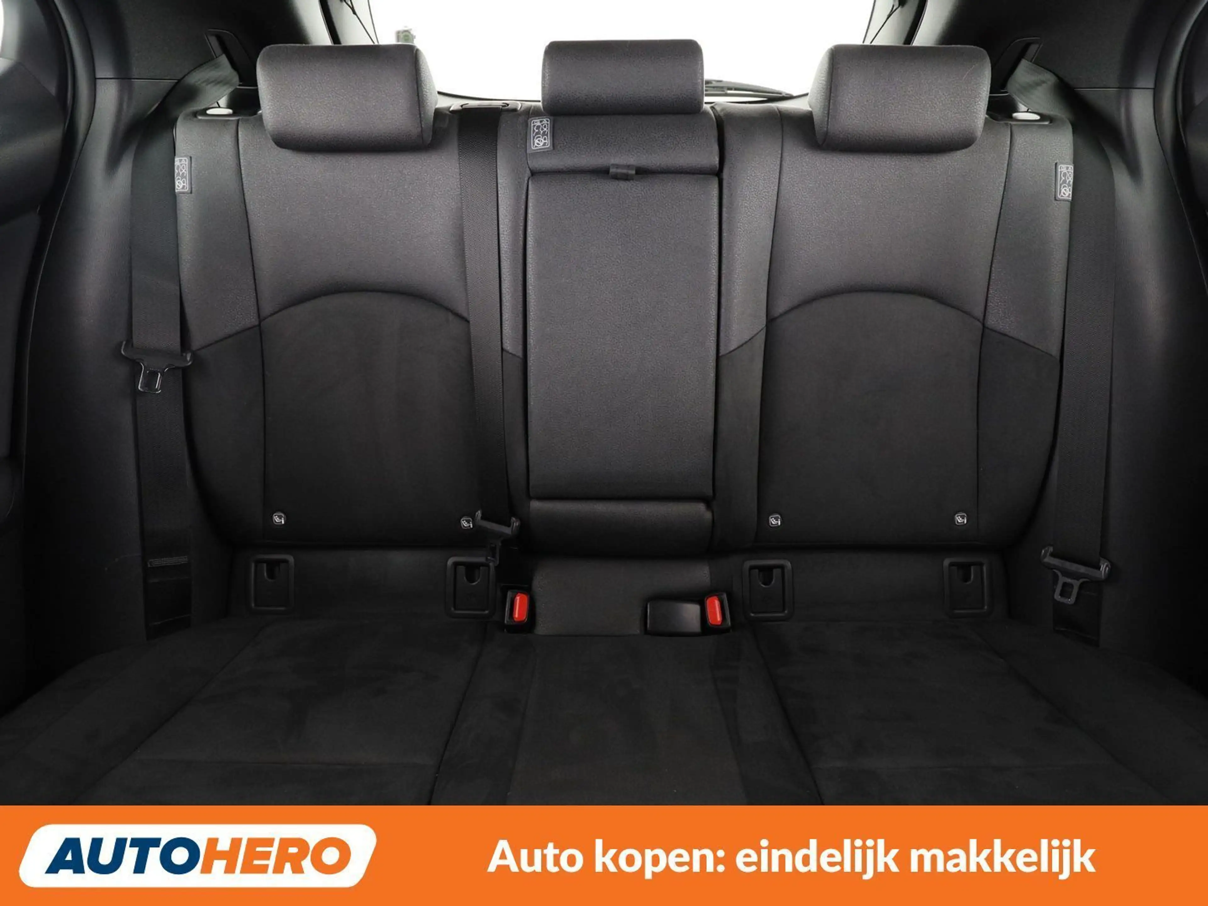 Lexus UX 250h UX 250h Pack Confort Business — photo 15