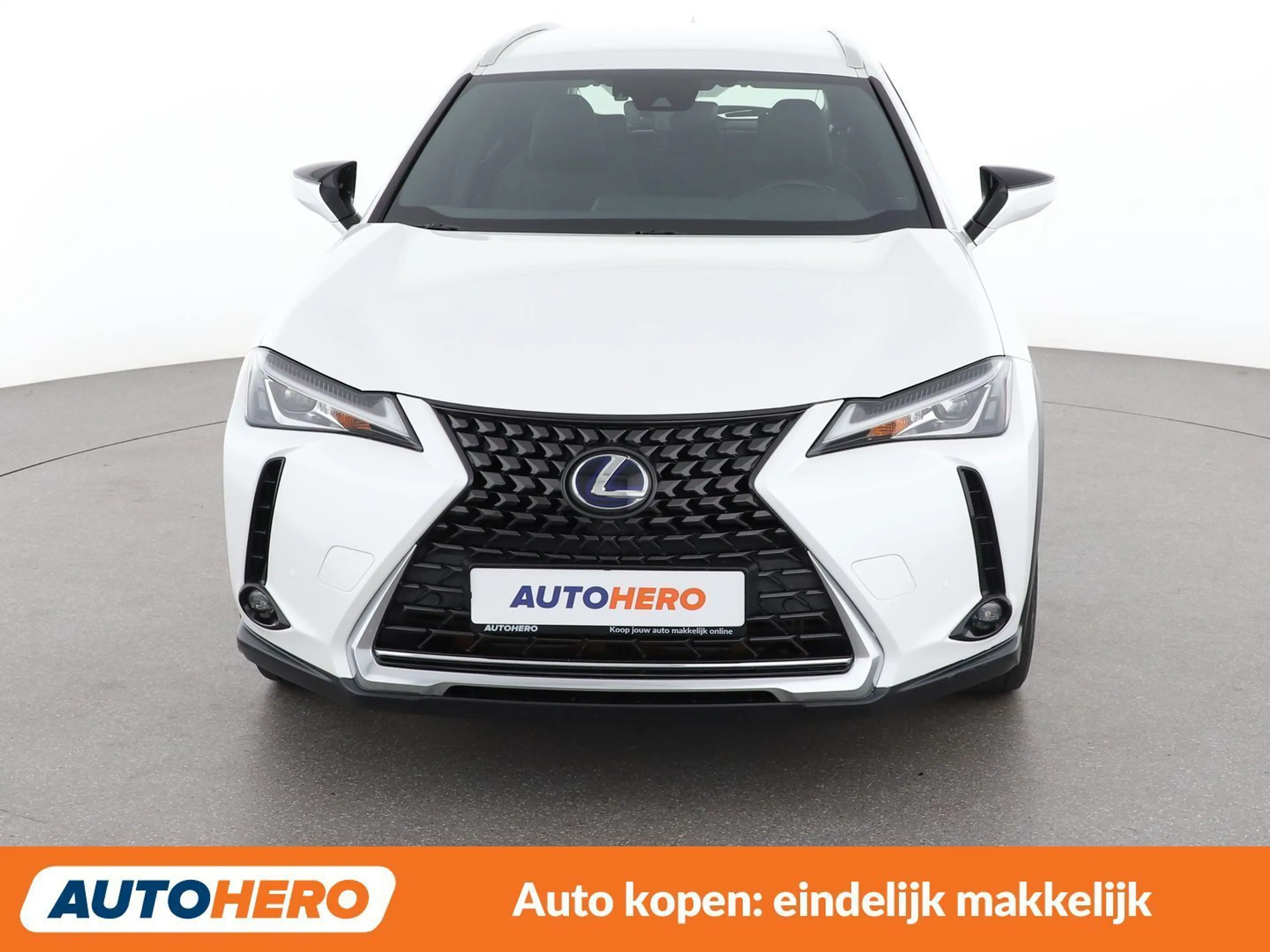 Lexus UX 250h UX 250h Pack Confort Business — photo 9