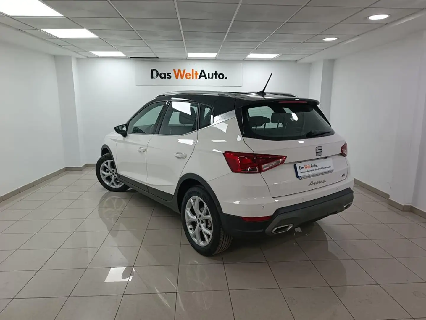 SEAT Arona 1.0 TSI S&S FR DSG7 XM 115 Blanco - 2