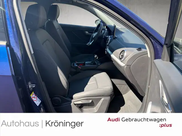 Audi Q2 view 9