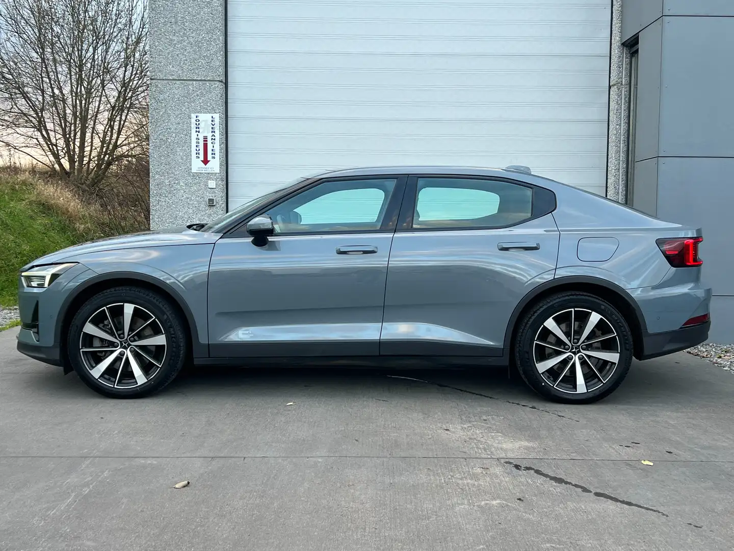 Polestar 2 78 kWh Dual Motor Plus Pilot MY21(300kW) Gris - 2