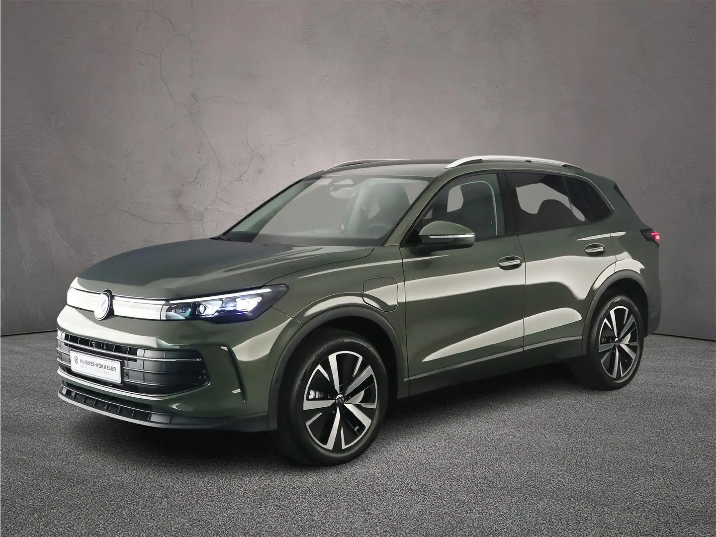 Volkswagen Tiguan Life Edition 1.5 TSI eHybrid 204pk DSG Automaat Tr Groen - 1