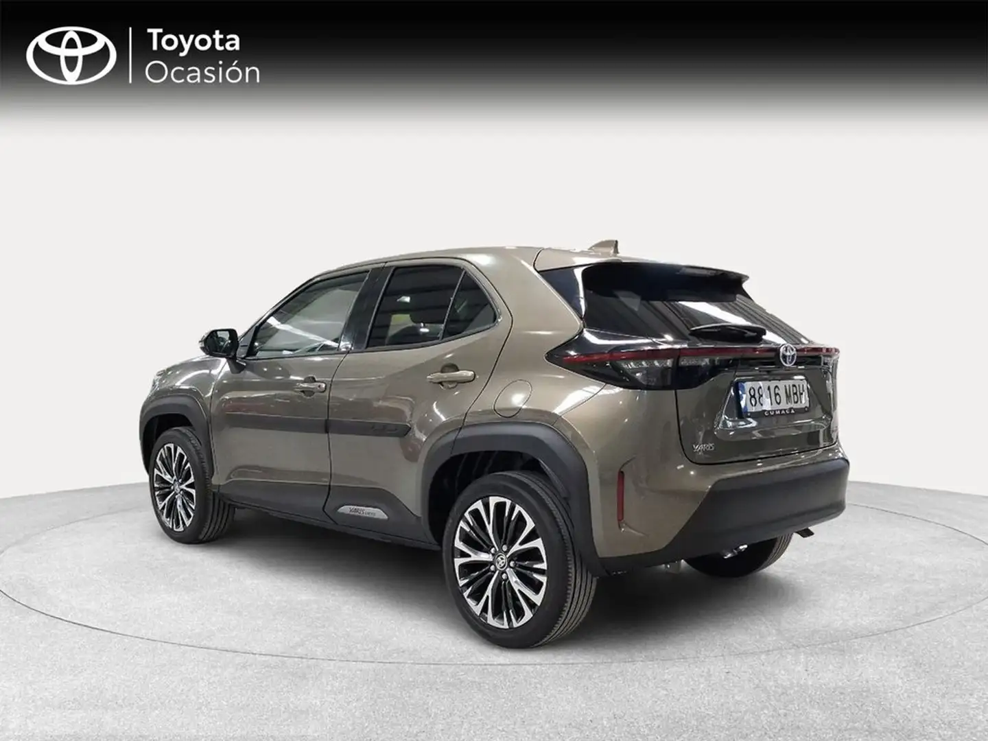 Toyota Yaris Cross 120H Style Bruin - 2