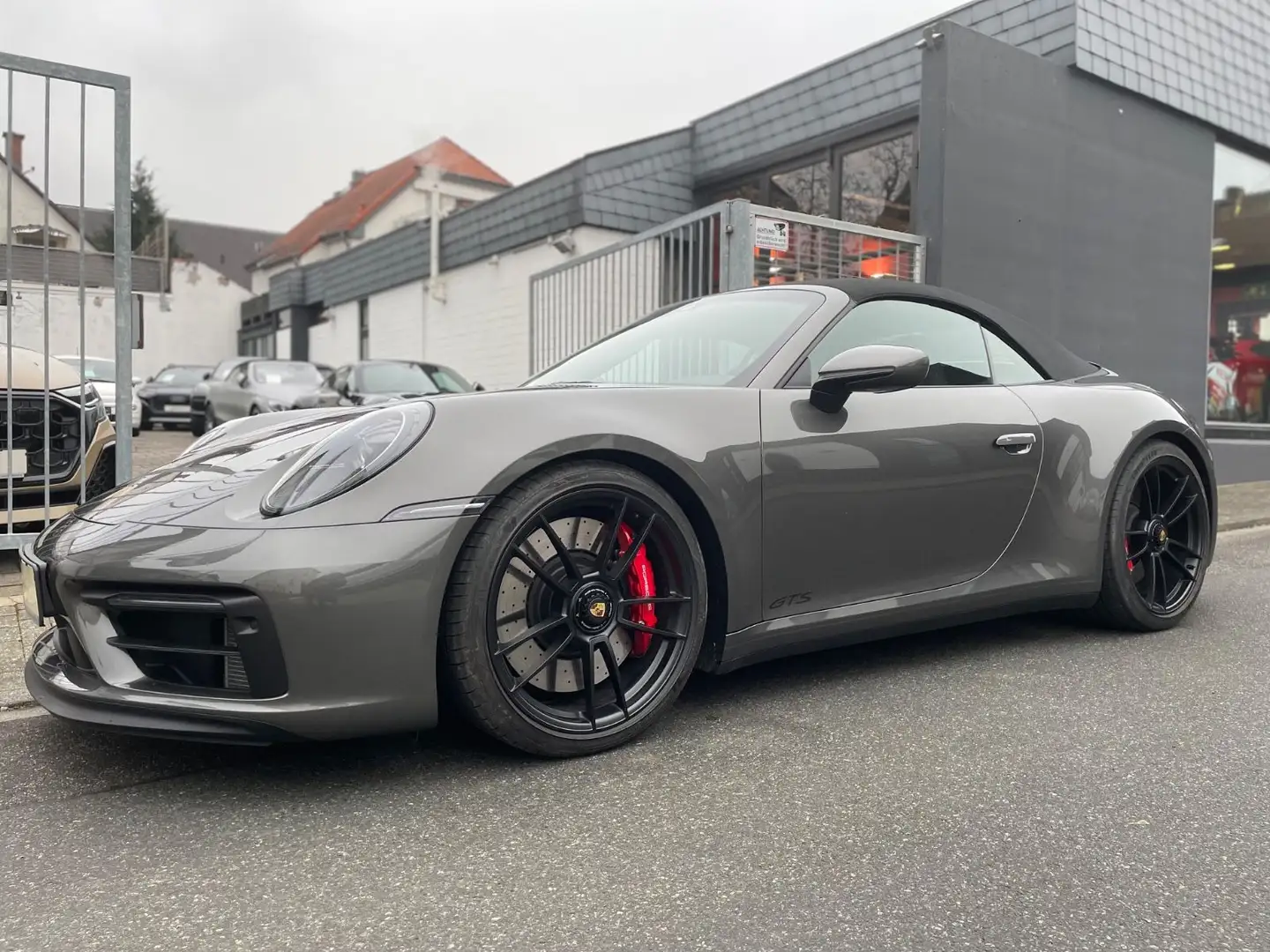 Porsche 992 911 Carrera GTS Cabrio |Matrix|Bose|Carbon| Grau - 1