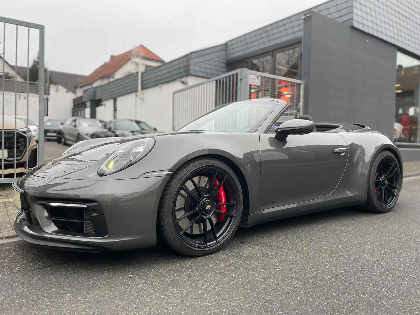 Porsche 992 911 Carrera GTS Cabrio |Matrix|Bose|Carbon| Grau - 2