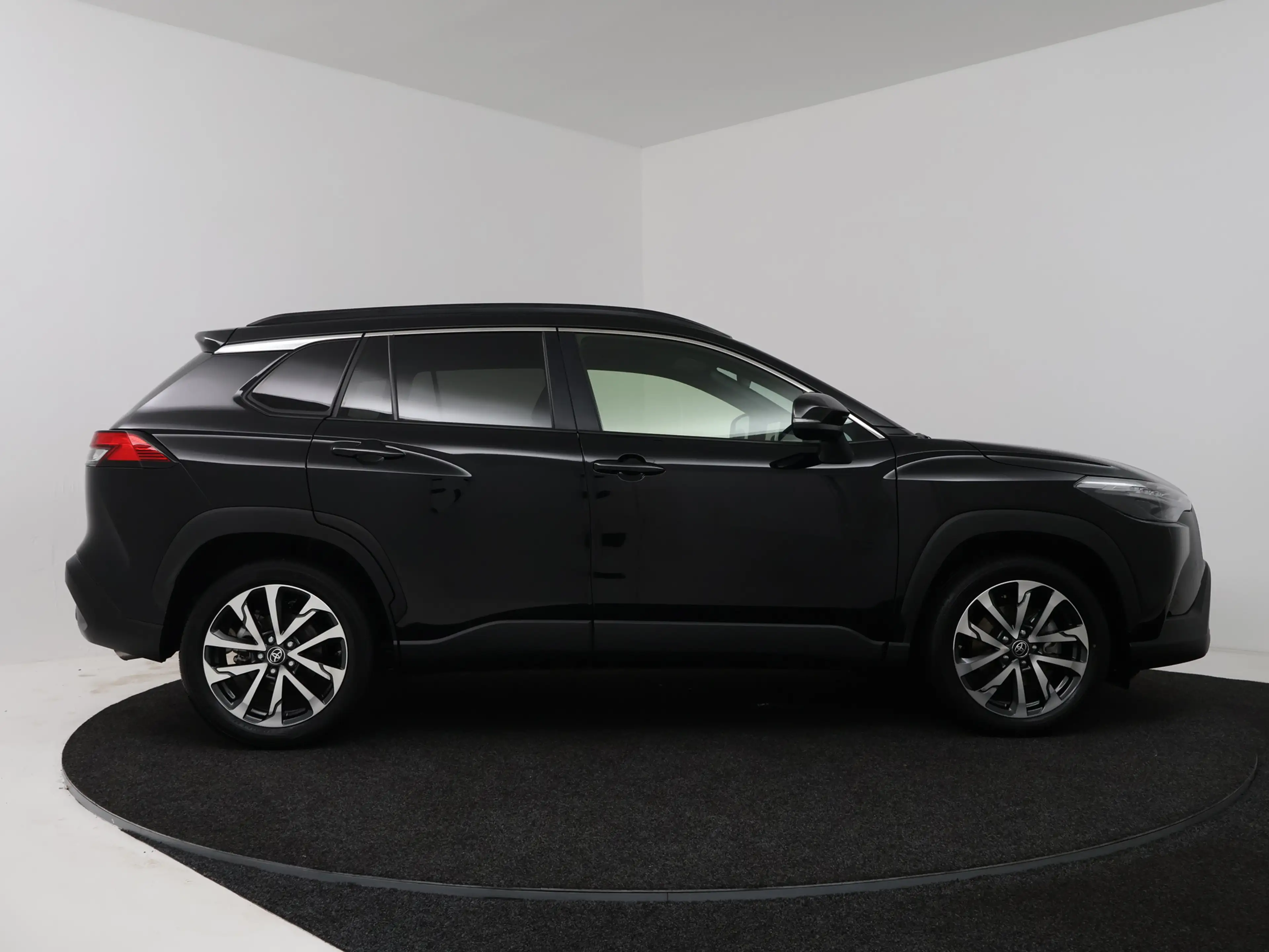 Toyota Corolla Cross Hybrid 200 Style | Navigatie | PDC | — photo 14