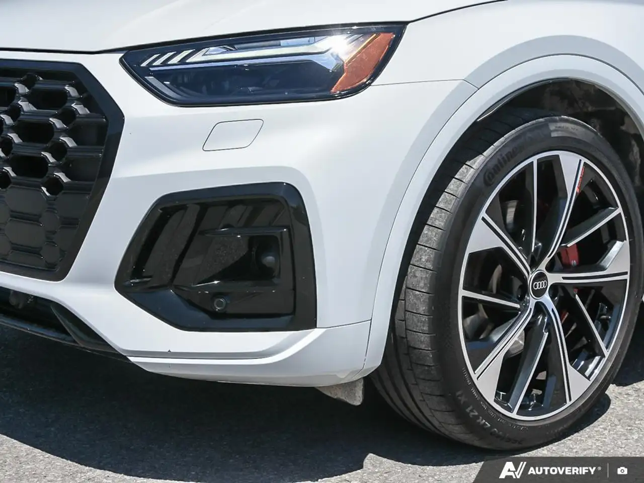 Audi SQ5 снимка Audi SQ5