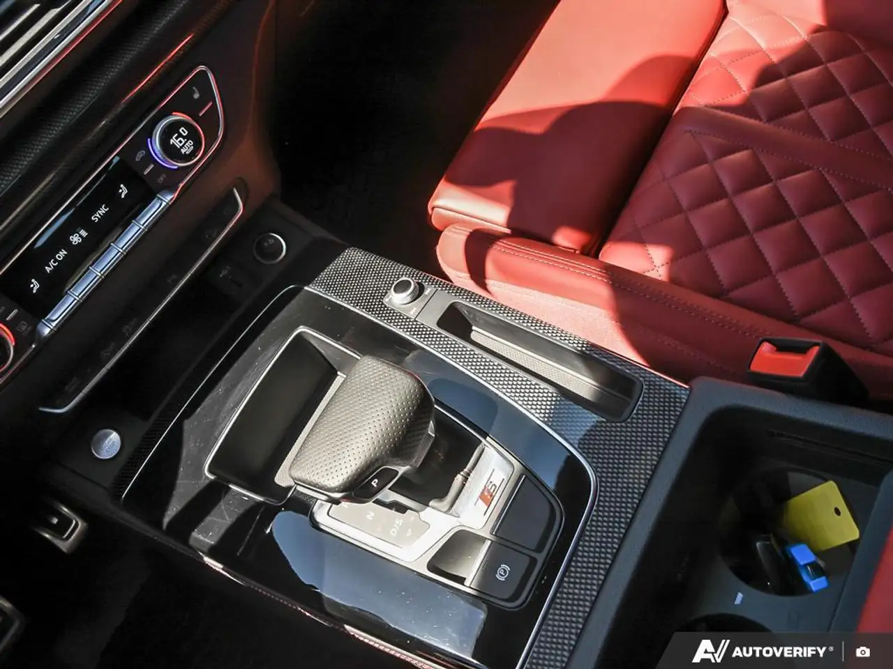 Audi SQ5 снимка Audi SQ5