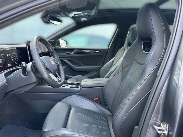 Volkswagen Passat Variant Passat Variant 2.0 TDI SCR DSG R-Line Signature