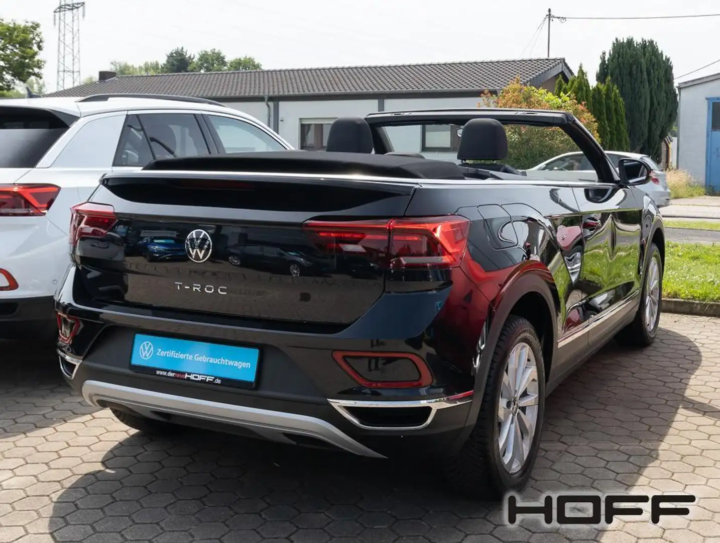 Volkswagen T-Roc Cabriolet 1.0 TSI Style LED Kamera Winterpaket All Schwarz - 2