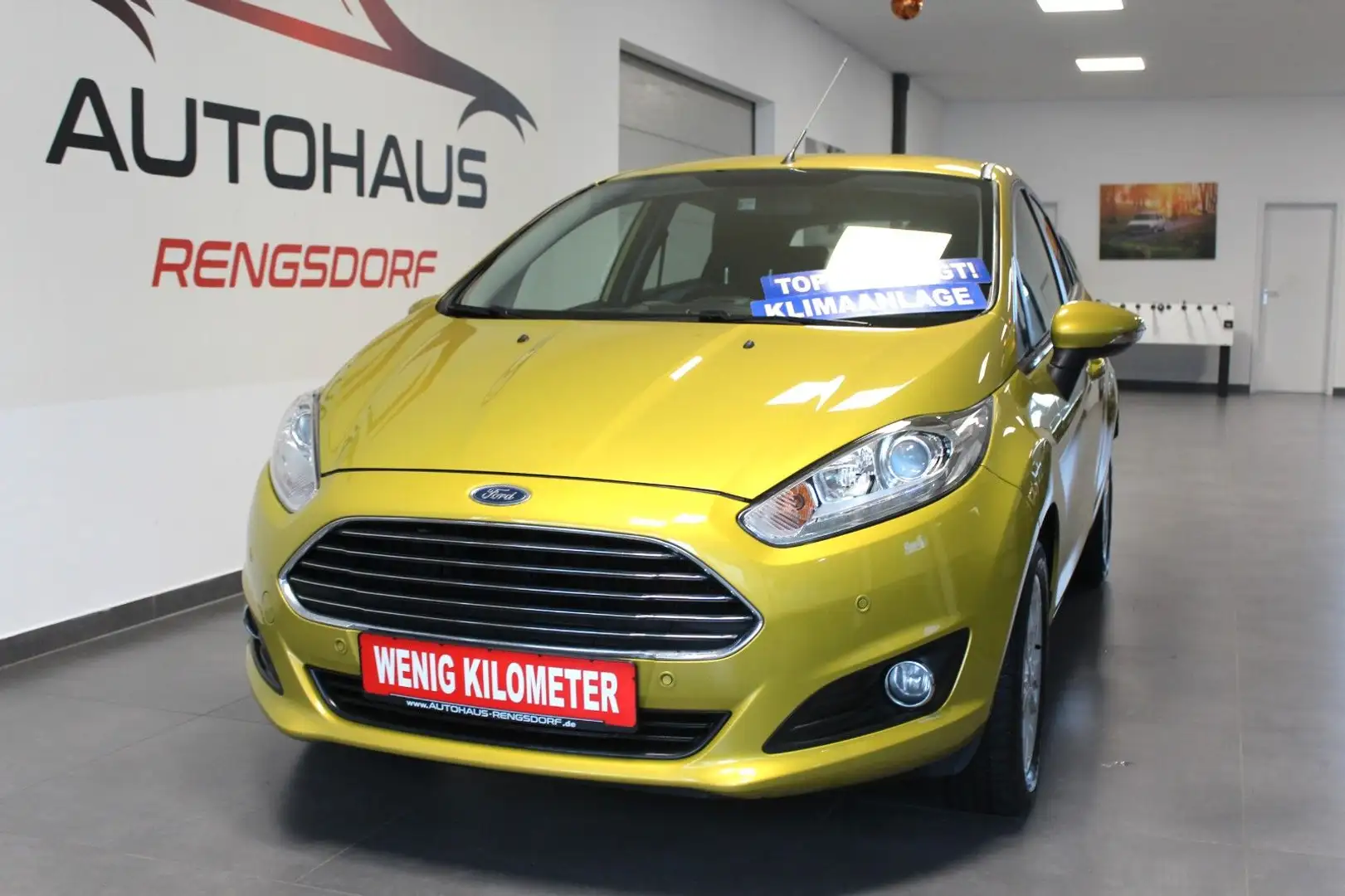 Ford Fiesta Trend 1,25 82PS Gelb - 2