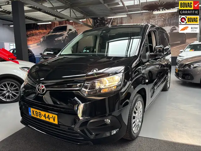 Toyota Proace City VERSO 1.2 Turbo Live