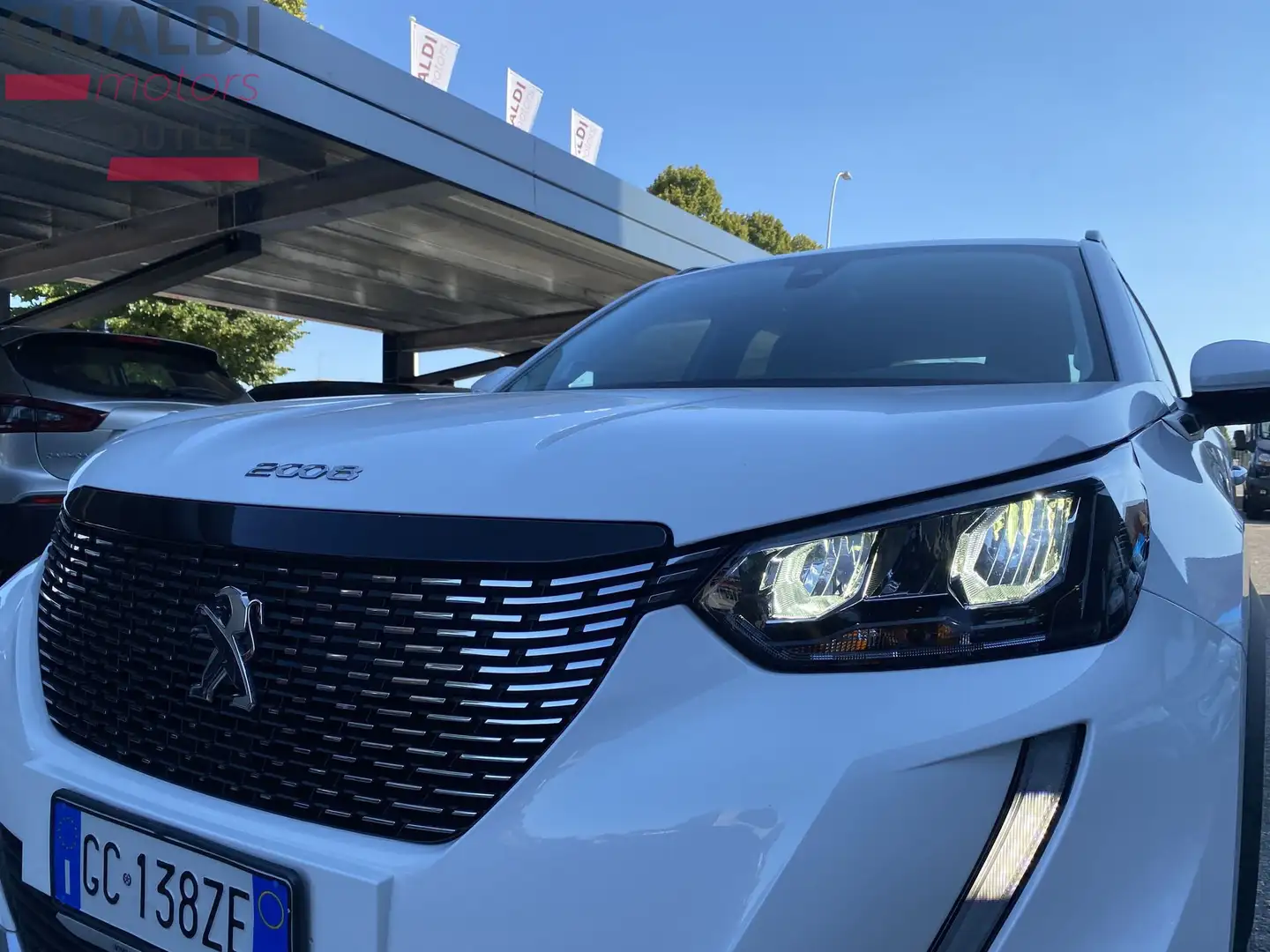 Peugeot 2008 2008 PureTech 100 S&S Allure Navi Pack Bianco - 2