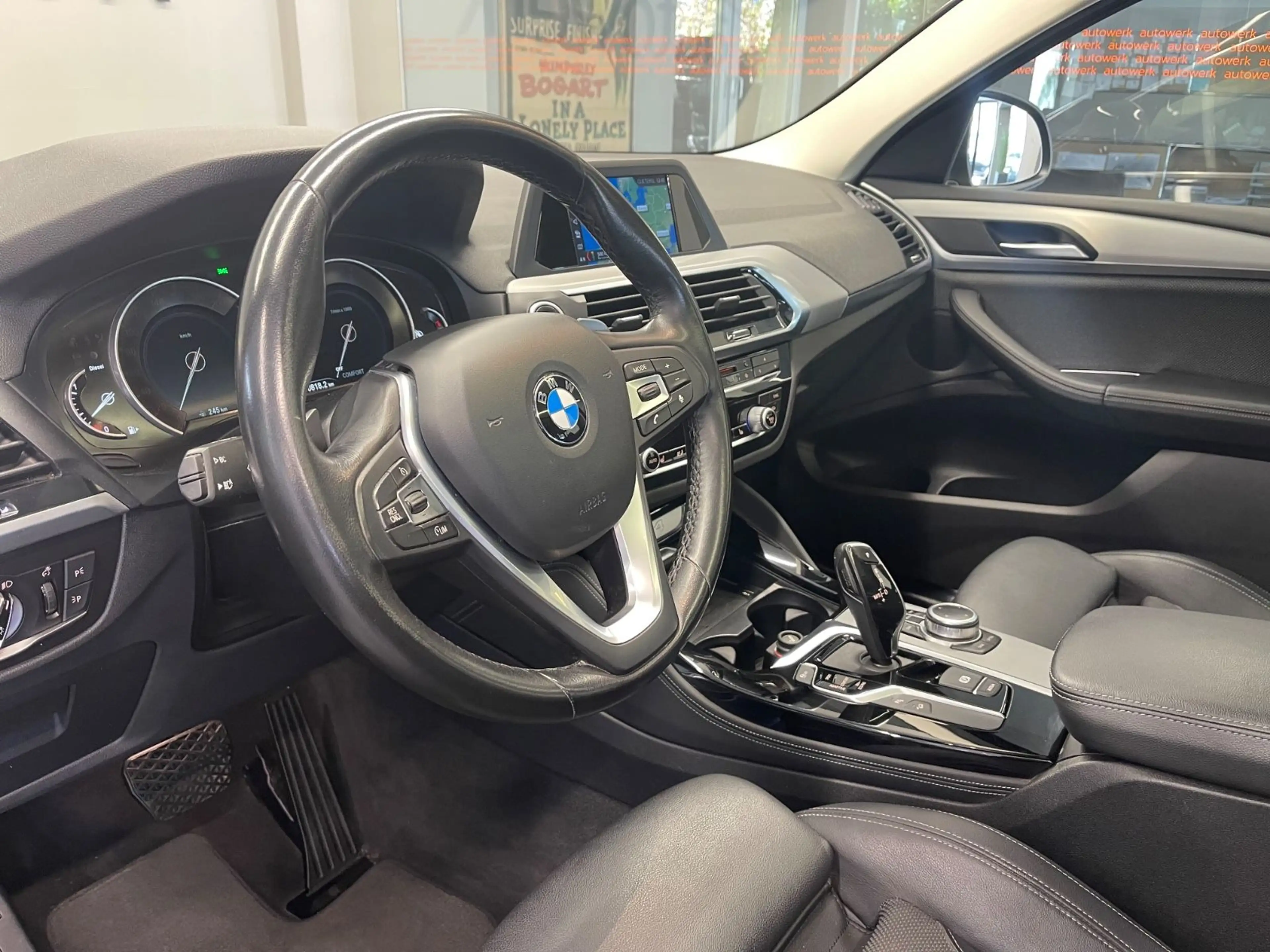 BMW X4 xDrive 20 d*AUT./AHK/Leder/Panorama/LED/Navi* — photo 14