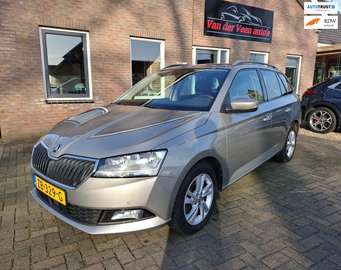 Combi 1.0 TSI Style. 1ste eigenaar, dealer onderho