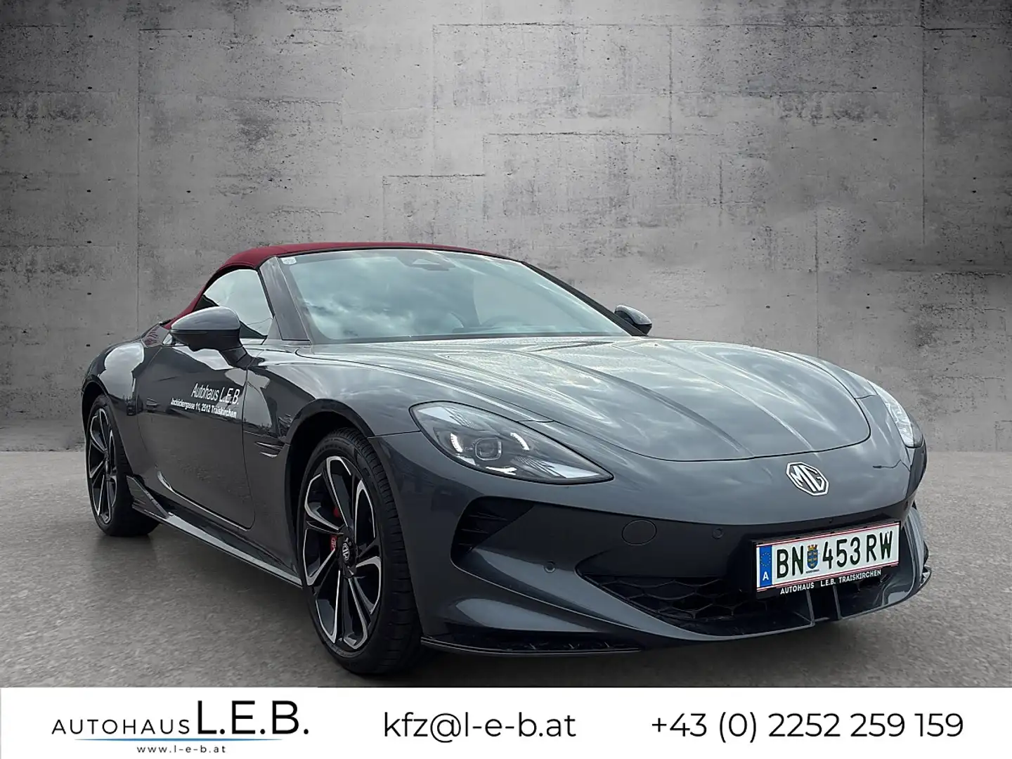 MG Cyberster Cybester Elektromotor 375 kW 77 kWh GT Grau - 2