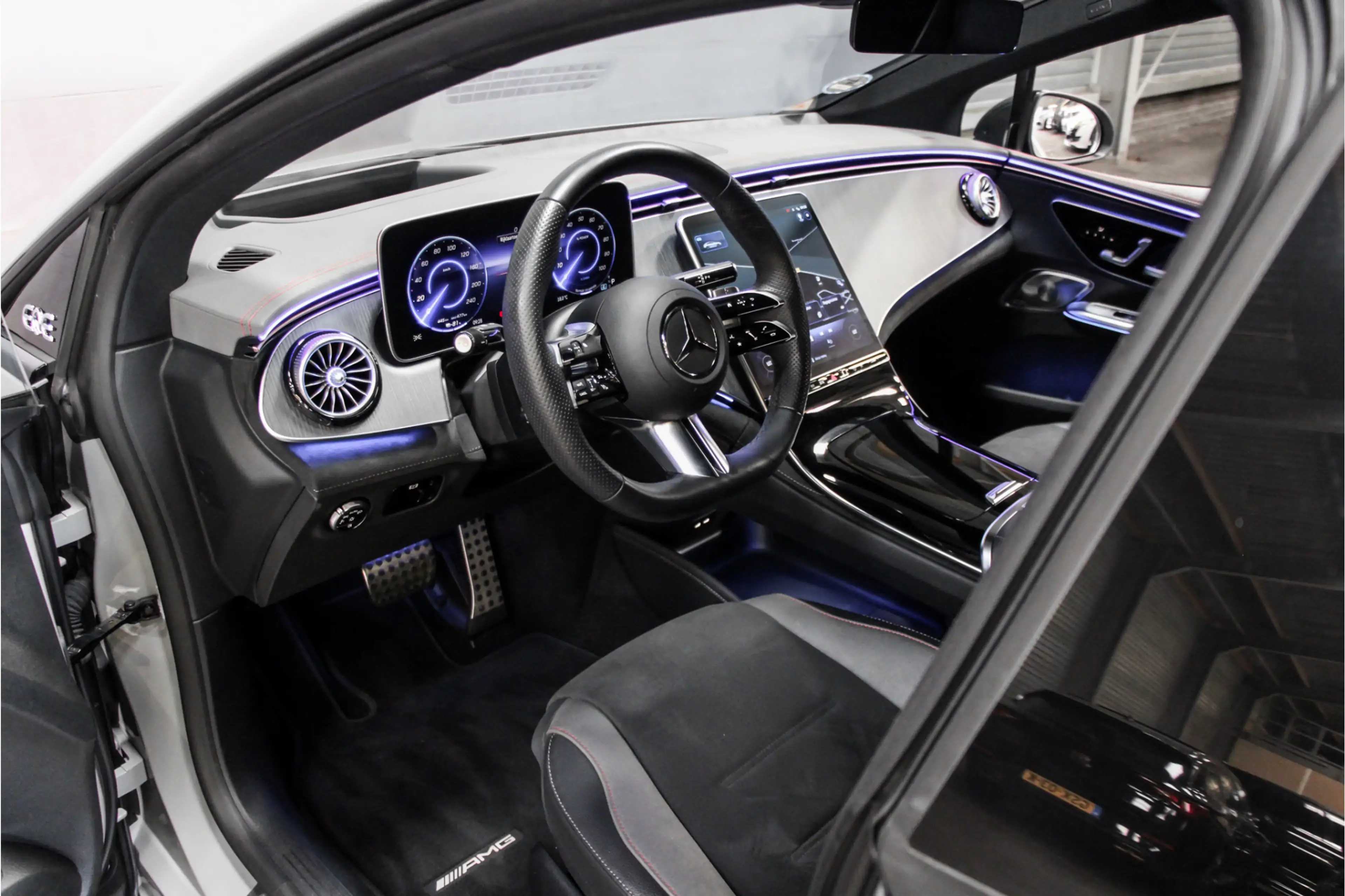 Mercedes-Benz EQE 350 AMG Night Edition 89 kWh |Leder|Burmester|21inch| — photo 7