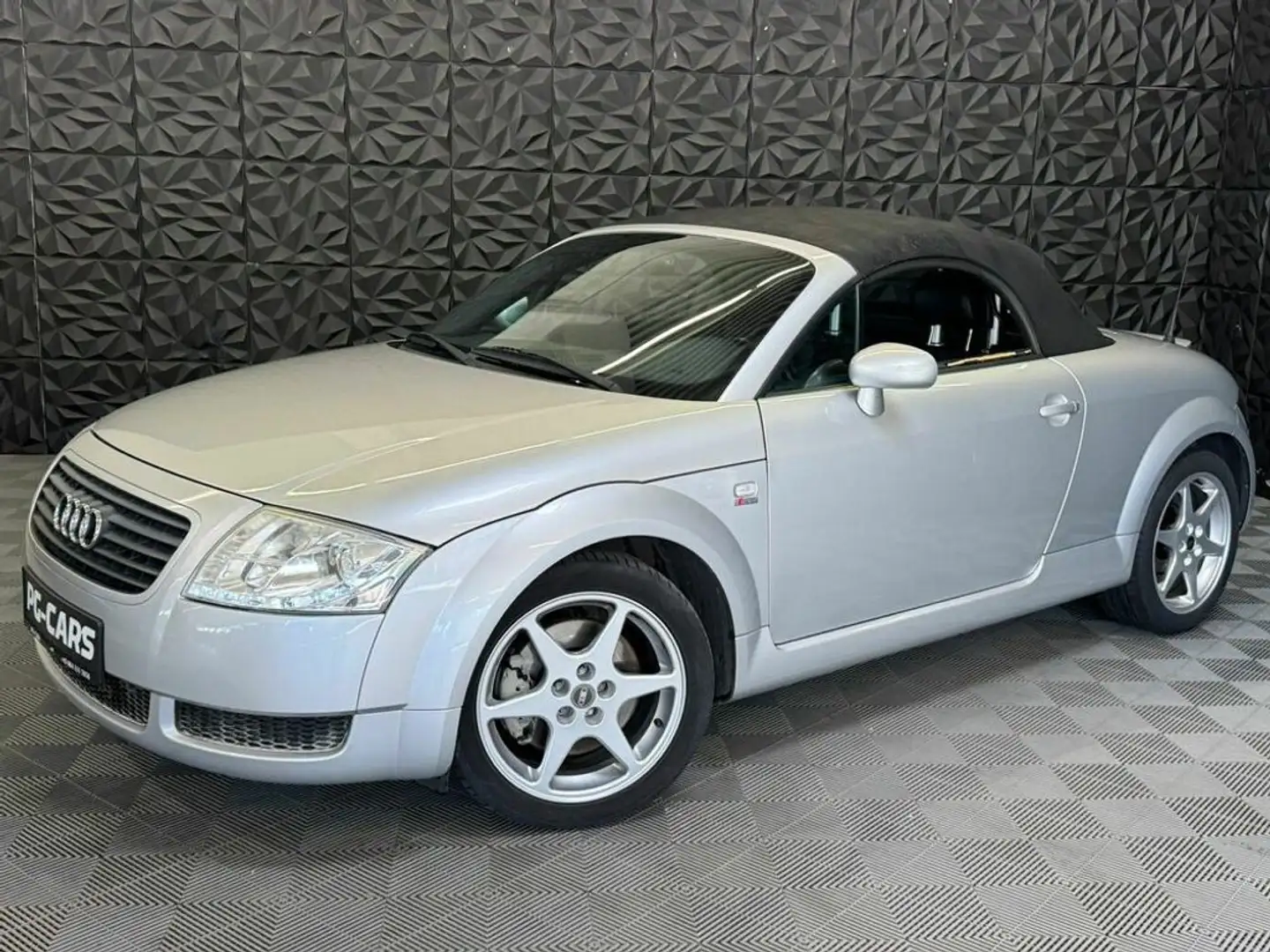 Audi TT 1.8 T Roadster Silber - 1