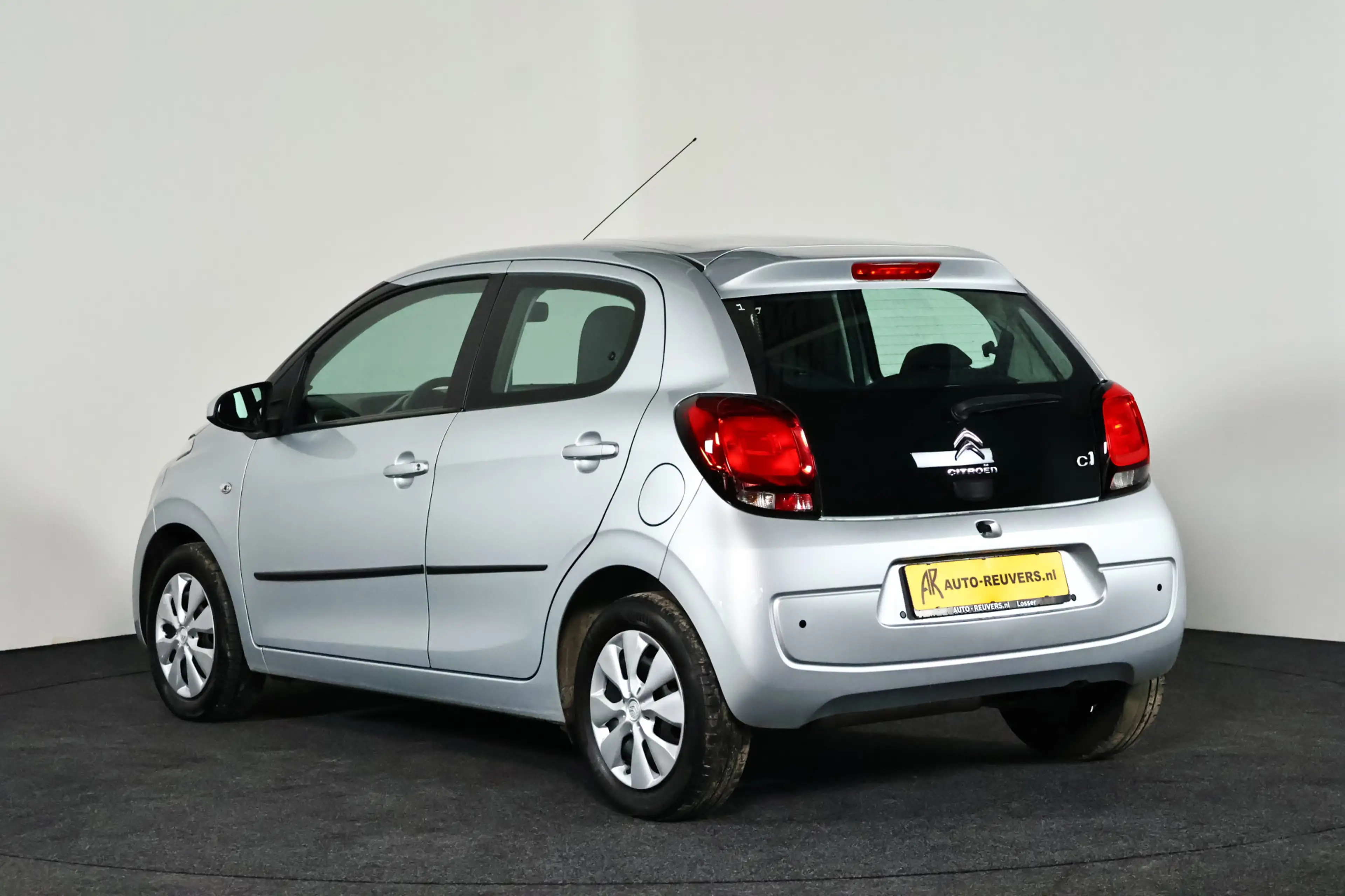 Citroen C1 1.2 PureTech Shine / Airco / Bluetooth / 5 Deurs — photo 6