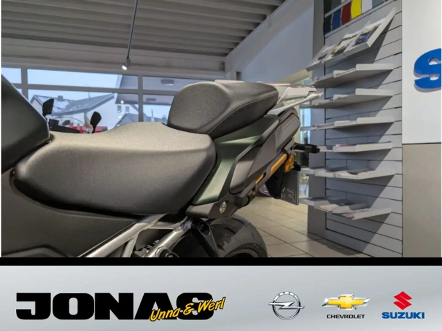 Suzuki GSX-S 1000 Demo Fahrzeug in Menden bei Jonas Zelená - 2