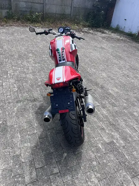 Ducati Monster 937 - foto 5