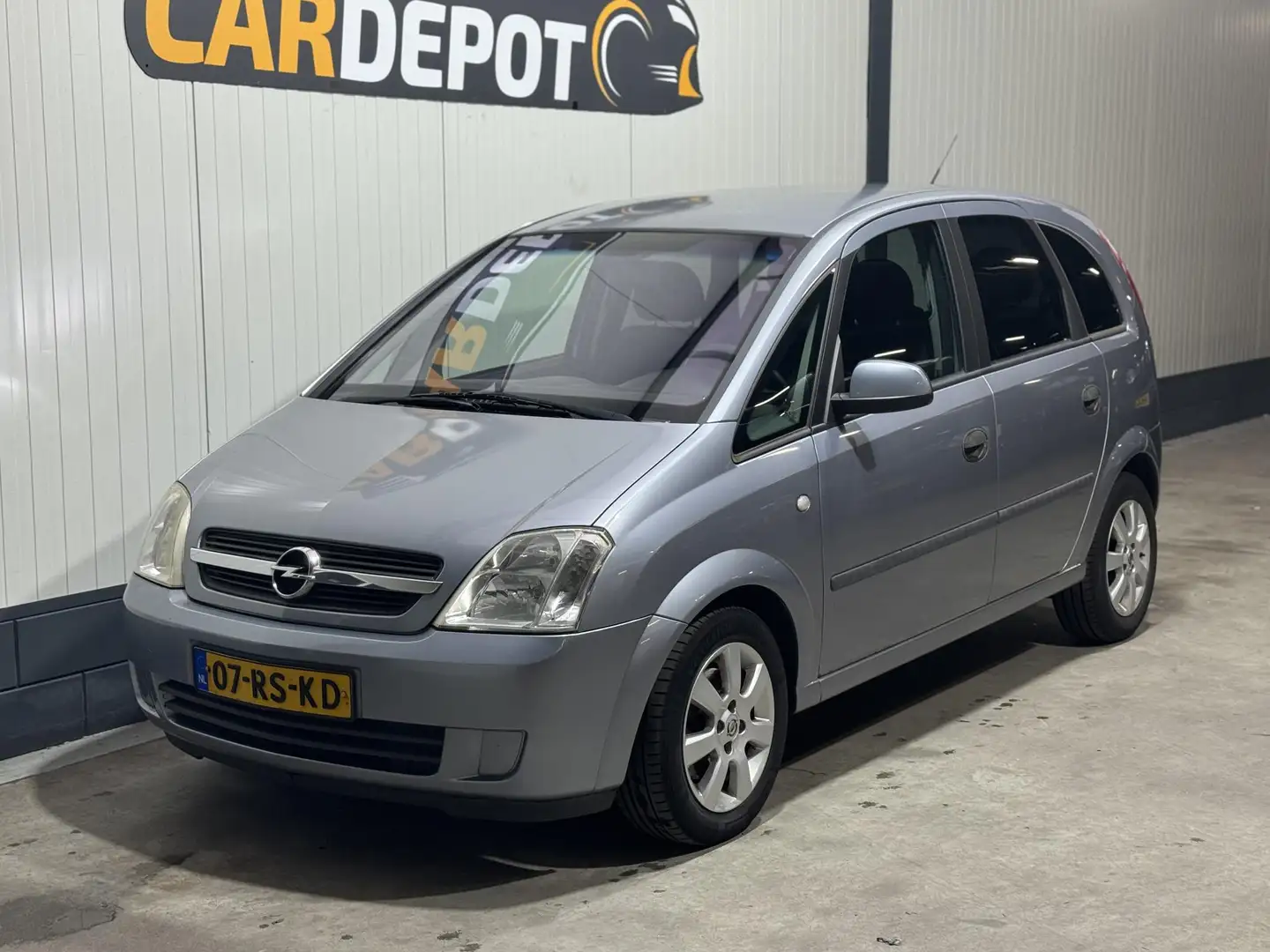 Opel Meriva 1.6-16V Maxx Cool Gris - 1