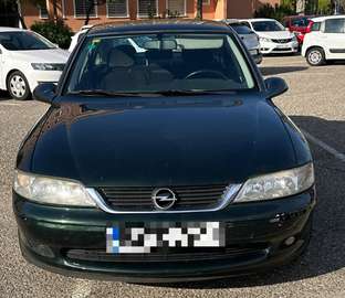 Vectra 2.0DTI 16v 100 CV GL 4 puertas