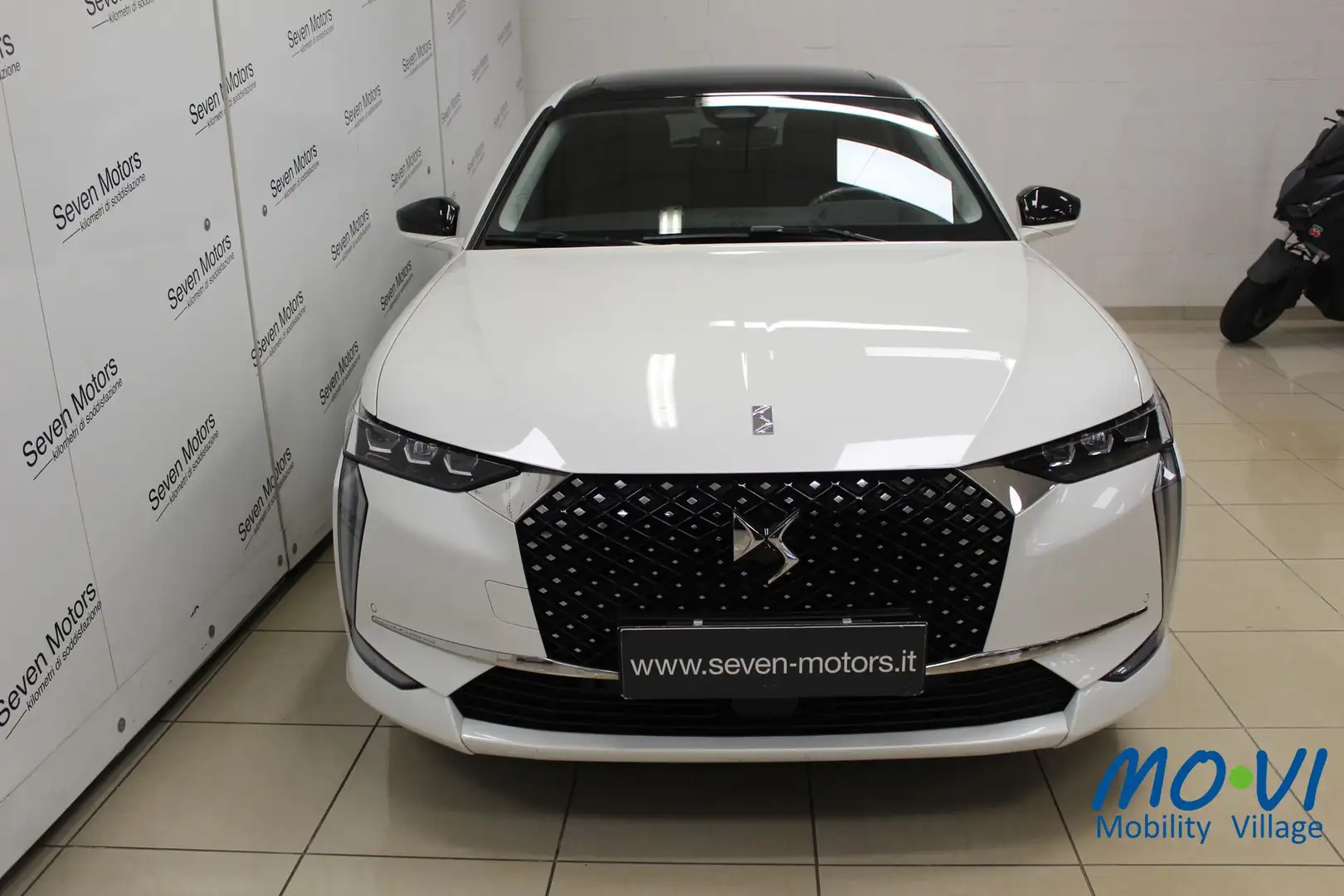 DS Automobiles DS 4 DS 4 PureTech 180 aut. Rivoli "PROMO" Bianco - 2