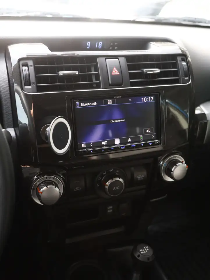 Toyota 4-Runner снимка Toyota 4-Runner