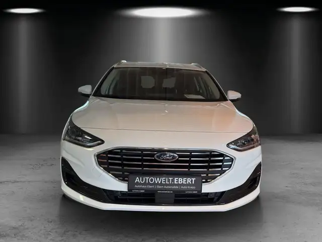 Ford Focus view 6